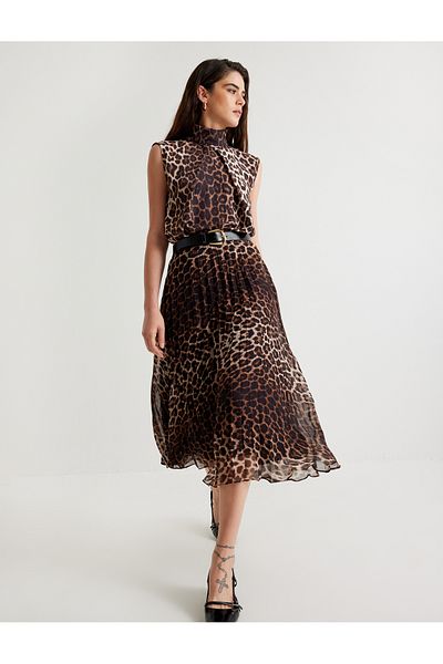 Koton Leopard Patterned Midi Skirt - Pleated and Flared Design