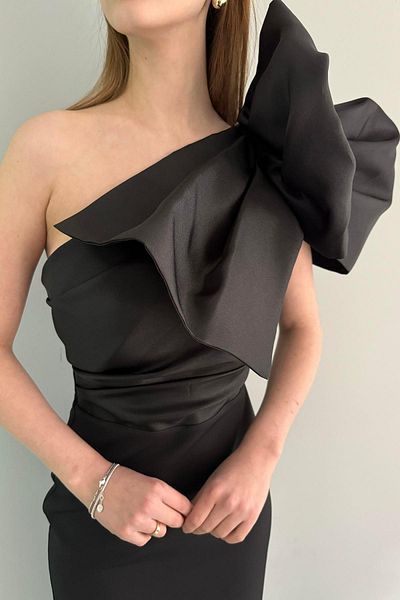 lizge giyim SINGLE SHOULDER DETAILED EVENING DRESS