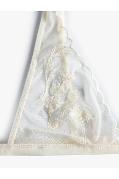 Koton Δαντελωτό Σουτιέν με λουλούδια χωρίς σύρμα - Λεπτό λουράκι