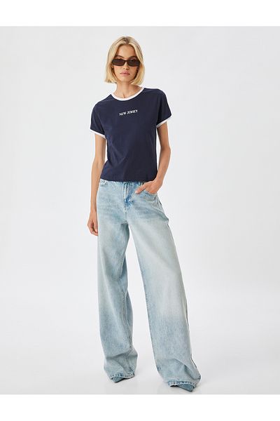 Koton Βαμβακερό κοντό μανίκι - T-shirt με στάμπα με λαιμόκοψη