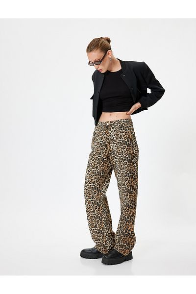 Koton Leopardenmuster – gerade Hose mit normaler Taille, Taschen und Knöpfen