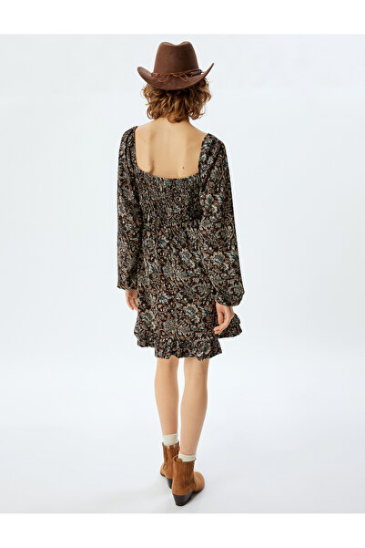 Koton Μίνι φόρεμα με μπαλόνι με έθνικ στάμπα - τετράγωνος γιακάς με βολάν και δαντέλα