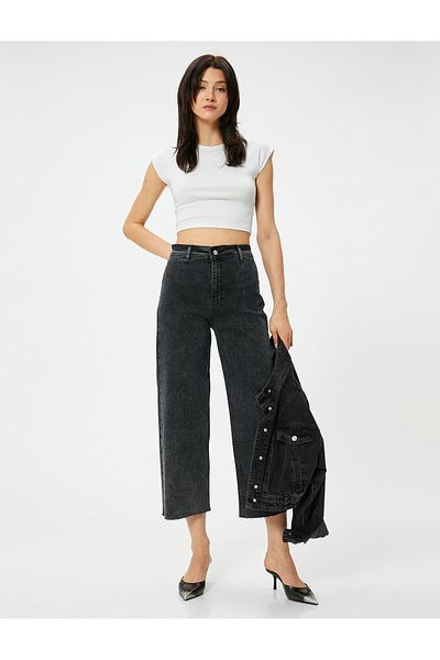 Koton Bequem geschnittene Jeans mit weitem, kurzem Bein - Sandra Jean