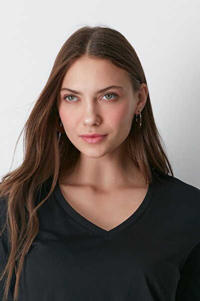 C&City V-Neck 2-Piece Black/White Basic T-Shirt - Long Sleeve 954