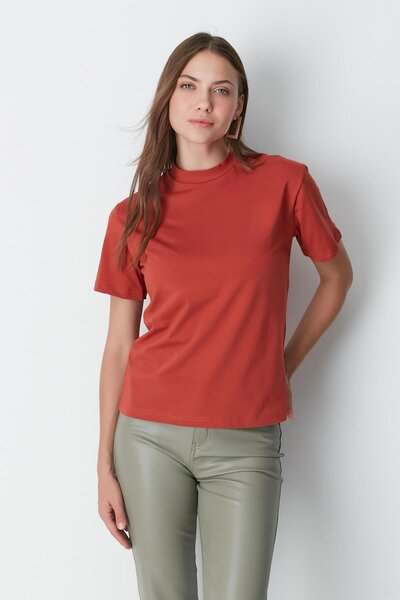 C&City Stand Collar Short Sleeve 2-Piece T-Shirt - 957 Brick/Dried Rose