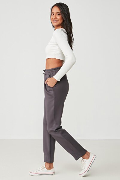 C&City Bel ve Paçası Pileli Eşofman Altı 810 Füme