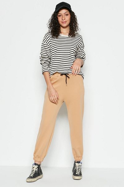 C&City Pantaloni de sport Jogger Elastici 806 Maro Lăptos