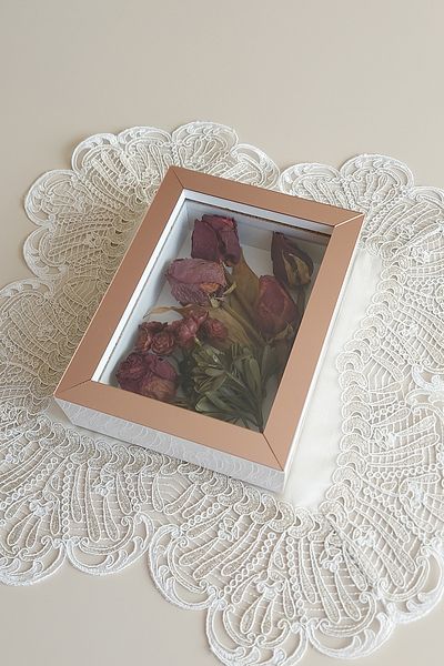 Verda Çerçeve 15x20x5 cm Cadru de memorie New Fashion Flower - Cutie cu trandafiri adânci