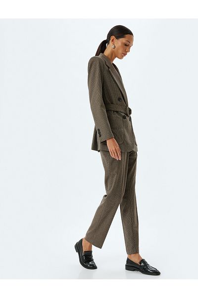 Koton Carrot Cut Short Leg Standard Waist Trousers