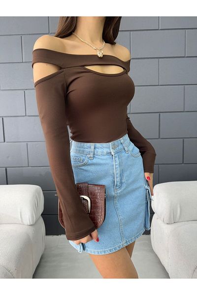 Fav Style Γυναικεία μακρυμάνικη λαιμόκοψη με λεπτομέρεια μπλούζα καφέ