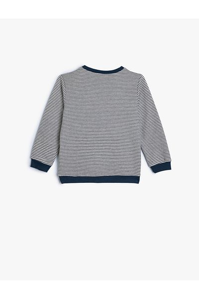 Koton Plyšová mikina Fox Applique Detailed - Crew Neck