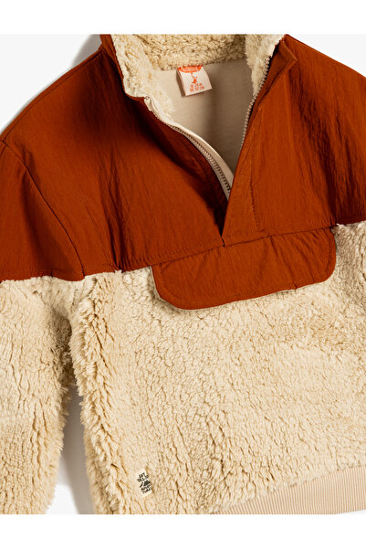 Koton Plyšový kabát s límečkem s dlouhým rukávem - Detail látky