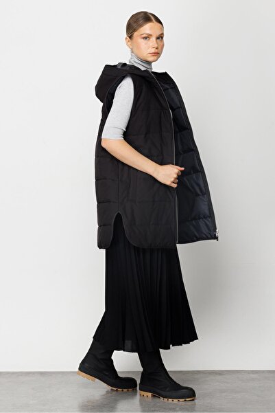 Micca Basen Örten Kapitone İçi Dolgulu Renkli Astarlı Spor Zamansız Yelek-Siyah