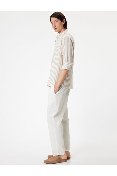 Koton Slim Fit bavlněná košile s dlouhým rukávem - detail límečku s knoflíky