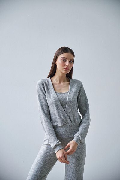 allys SOFT TEXTURED FRONT "V" LONG SLEEVE BLUZ