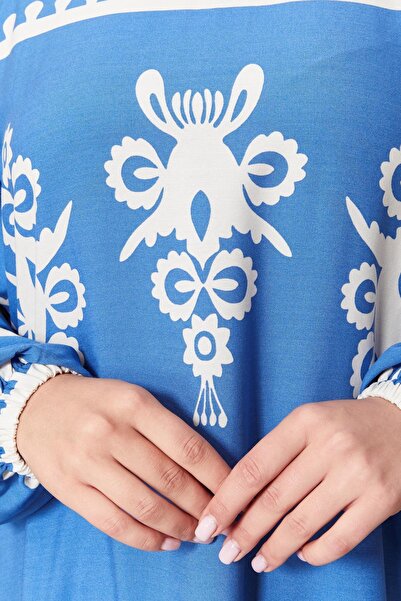 Ferace Γυναικείο φόρεμα με γιακά σε μεγάλο μέγεθος