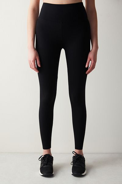Penti Schwarze Relax Feel Leggings mit hoher Taille und knöchellangem Bein