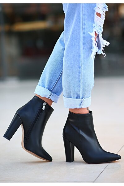 BESKAR Μαύρες μπότες με τακούνι Loora Skin