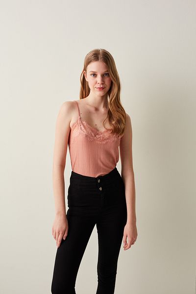 Penti Lace Athlete