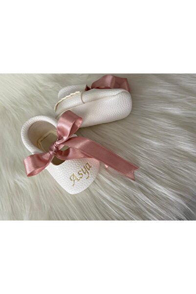 Betülün diktikleri Bebek Makosen İsimli