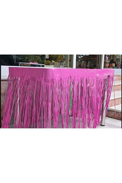 Adana Pasta Malzemeleri Masă metalizată cu ciucuri roz