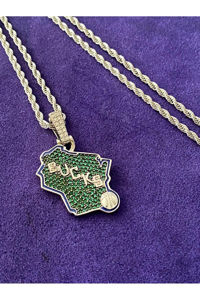 Hasyılmaz قلادة بتصميم فولاذي من ميلووكي باكس باللون الفضي