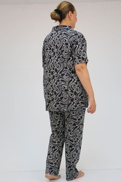 Eslina 37801 Σετ πιτζάμες βισκόζης Plus Size - Μαύρο-Γκρι κυματιστό με κουμπιά