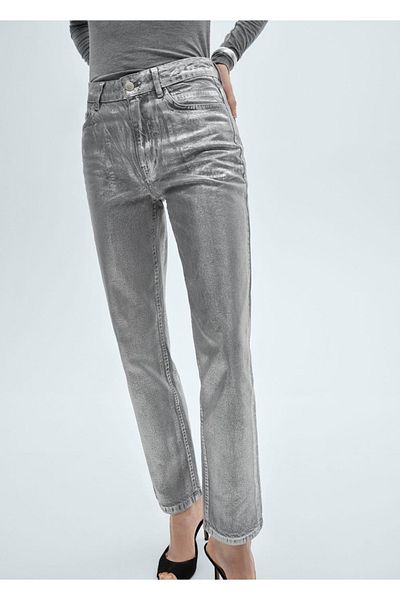 MANGO Woman Gerade geschnittene Jeans mit Folienmuster