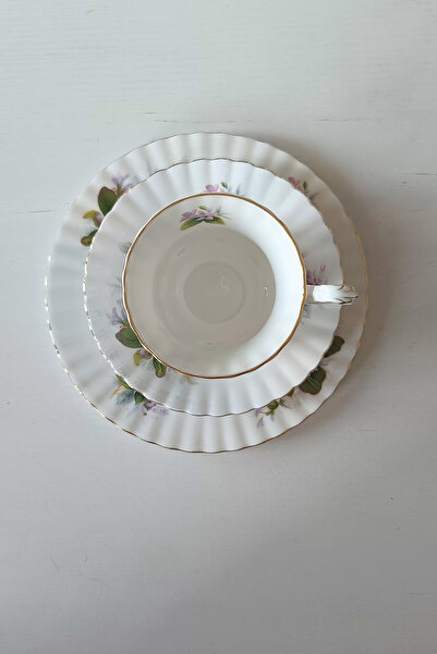 Royal Albert Mayflower Bone China England Large Size Tea Cup 3 Pieces 230 ml