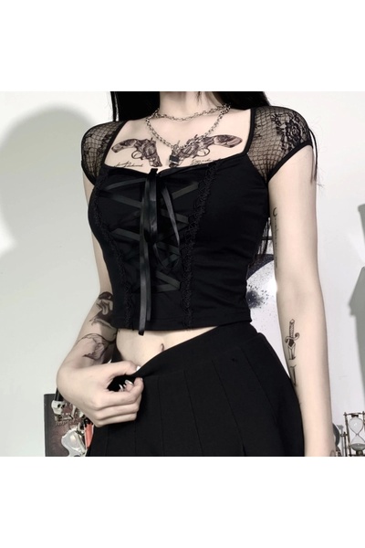 DarkellaStore Gotik Punk Harajuku Dantelli Bağcıklı Kısa Kollu Crop Bluz