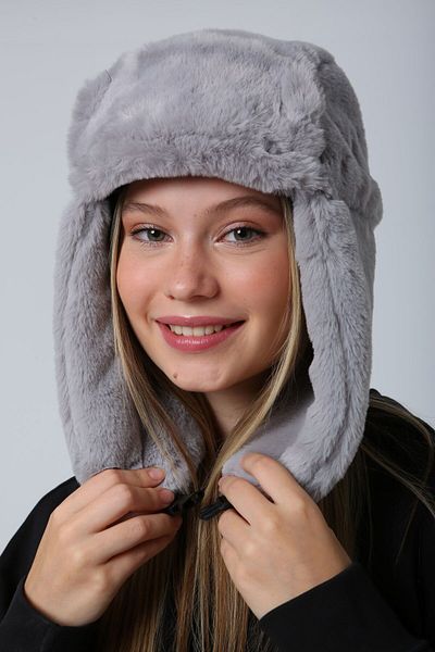 Luminos Butik Gray Plush Beret - Soft Texture with Buckle, Warm Winter Hat Beret1127
