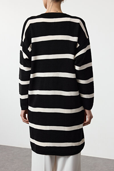 Edit by Trendyol Basic Black Knitwear Cardigan - Tedaw25Th00001