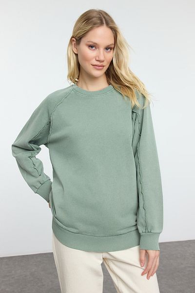 Trendyol Collection Πλεκτό φούτερ σε χακί χρώμα - κανονική εφαρμογή TWOAW25SW00283