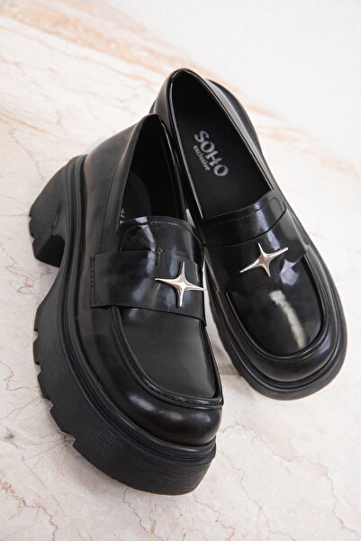 SOHO Лачени черни дамски ежедневни обувки - 19744