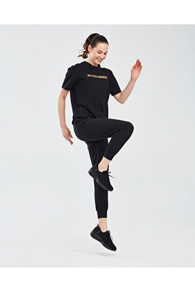 SKECHERS Γραφικό T-Shirt W κοντομάνικο γυναικείο μαύρο μπλουζάκι S241012-001