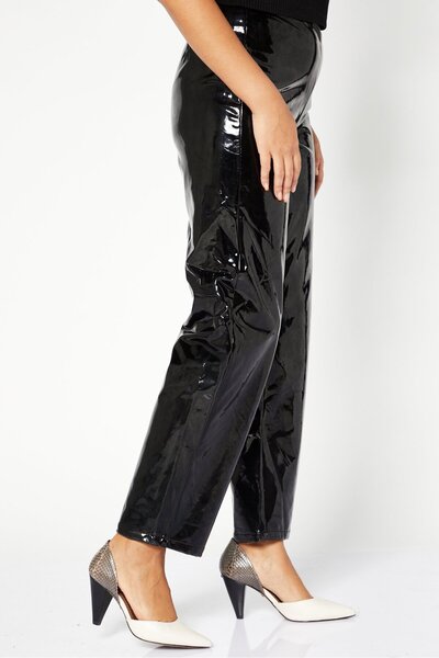 NA-KD Women Regular Fit Solid Leather Pant, Black