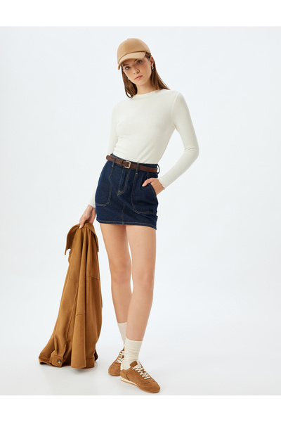 Koton Μακρυμάνικο μπλουζάκι με στρογγυλή λαιμόκοψη με υφή από ύφασμα βισκόζης