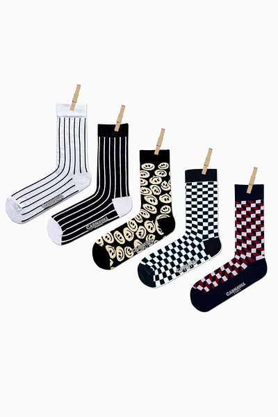 CARNAVAL SOCKS Унисекс чифт от 5 черно-бели цветни чорапи с шарка от старата школа