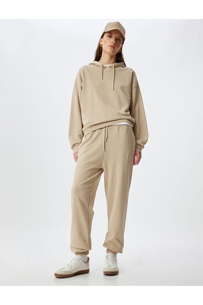 Koton Long Sleeve Three Thread Cotton Basic Hooded Sweatshirt