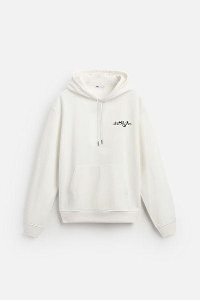 Butik Trend Biz Feel Rhythm εμπριμέ φούτερ με κουκούλα καγκουρό τσέπη