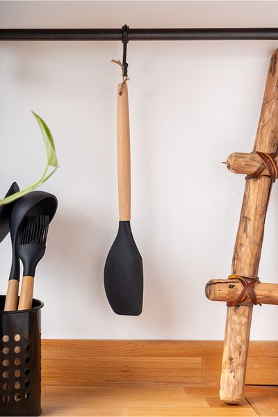 FH finehome Black Silicone Spatula - Pelia Bamboo Handle