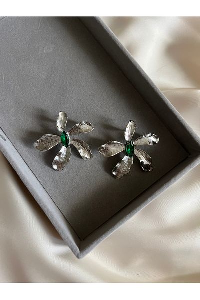 Limerence Green Stone Flower Earrings