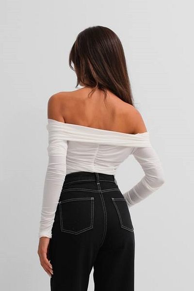 vuvutasarım New Season Shoulder Low Cut Λεπτομερής στράπλες γυναικεία μπλούζα 24W15004