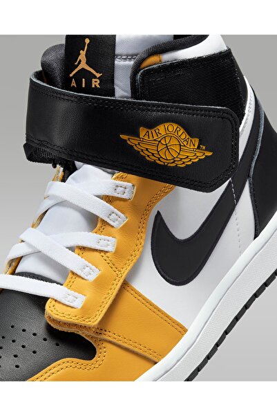 Nike AIR JORDAN 1 HI FLYEASE (CQ3835-107)