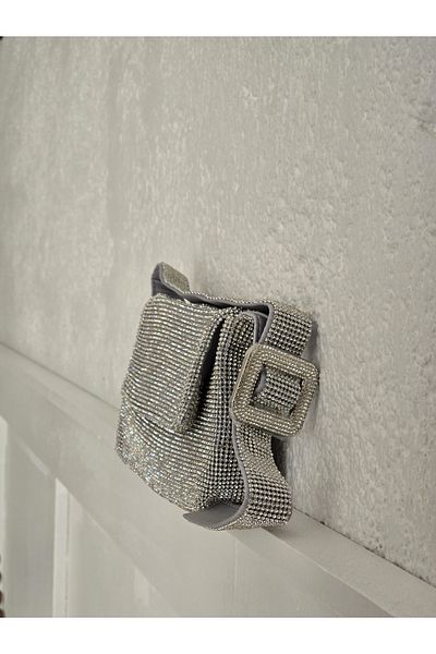 Moom Bag Geantă de umăr țesătă cu piatră, argintiu strălucitor, cu cataramă