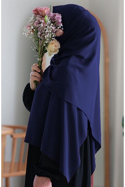 suhneva Medina Silk Shawl Navy Blue (Big Size)