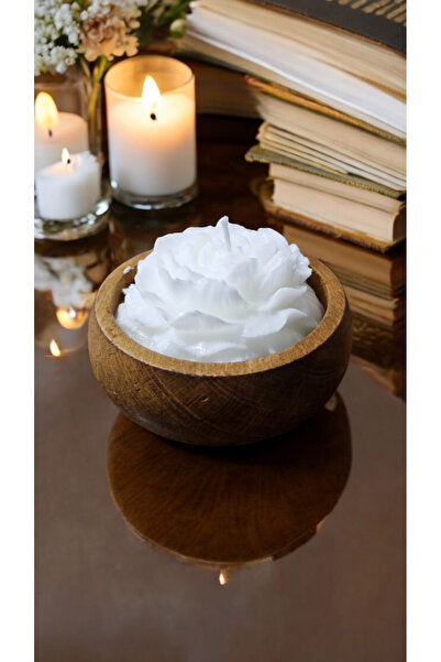 100% Natural Soy Wax with Lavender Scent in Wooden Candle Holder (Flower)