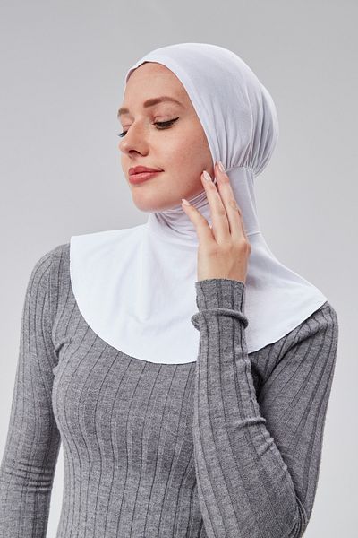 Sonbaharmoda White Hijab Sportsman - Hijab with Neck Collar, Snap-On Bone Combed Cotton Fabric