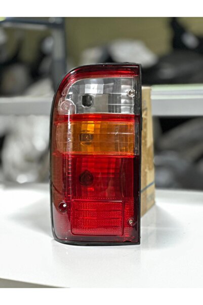 KOTO TOYOTA HİLUX SOL STOP LAMBASI 02-04 KOTO TYL085