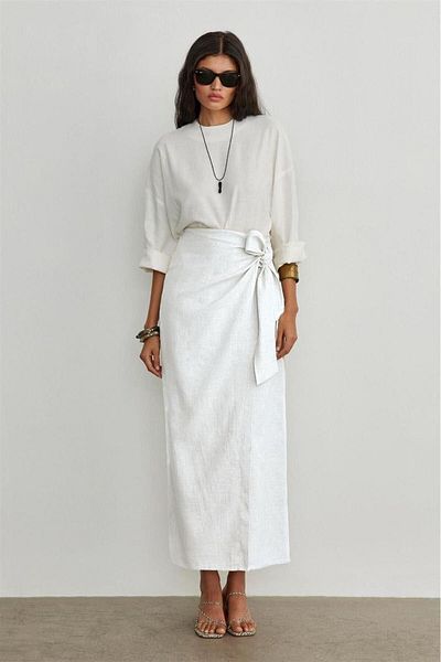 The Moda Linen Blended Side Tied Lined Skirt